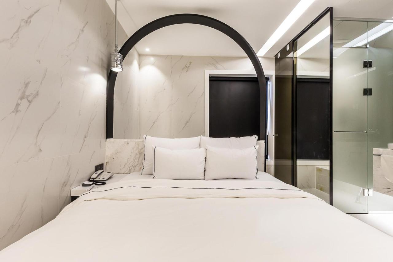 Forestar 2 Hotel